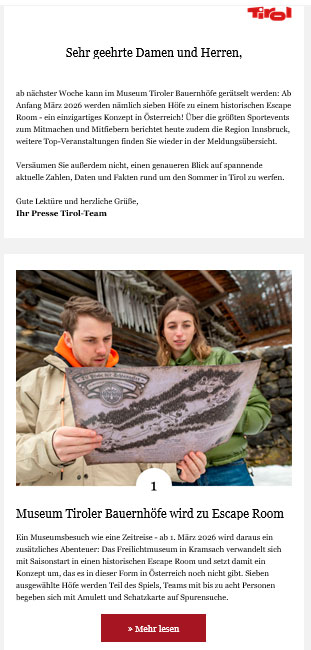 A nostalgic wooden desk with a chair, creating a unique atmosphere in an escape room by JustEscape Consulting.