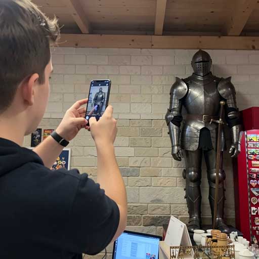 Modern digital treasure hunt at Burgruine Aggstein
