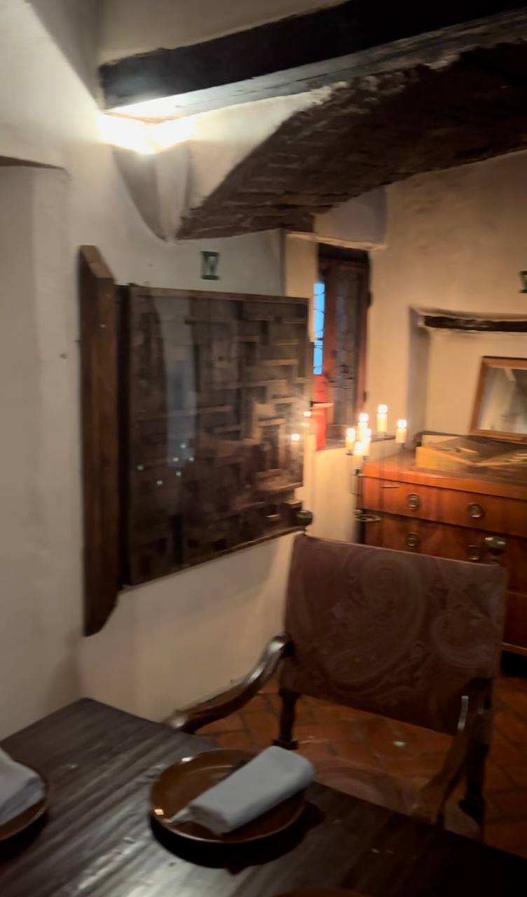 2020- CUSTOM DESIGNED ESCAPE DINNER FOR MEDIAEVAL RESTAURANT “RITTERKUCHL”IN HALL in TIROL image 15