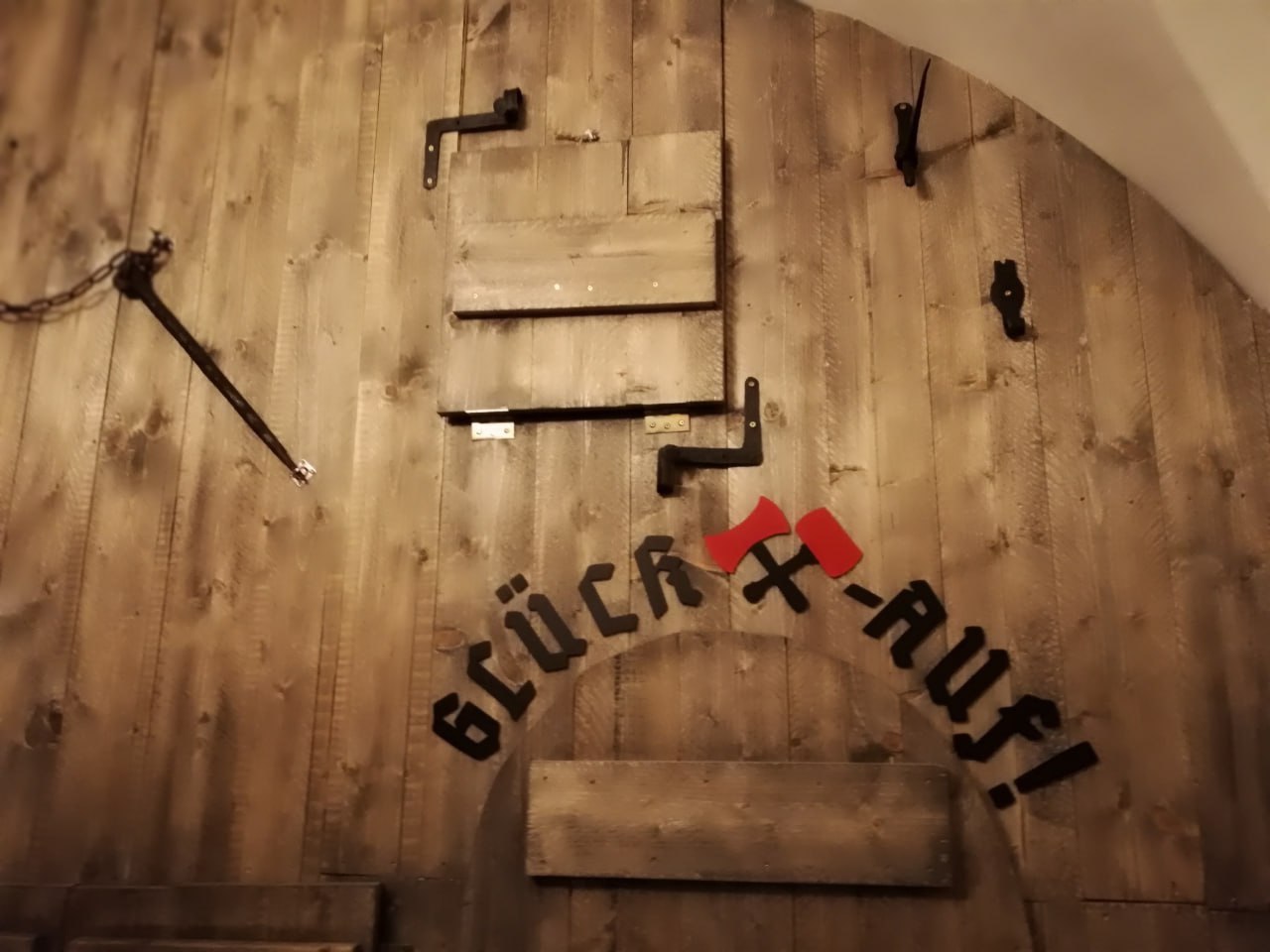 ESCAPE ROOM “RAUB IM SALZLAGER” image 1